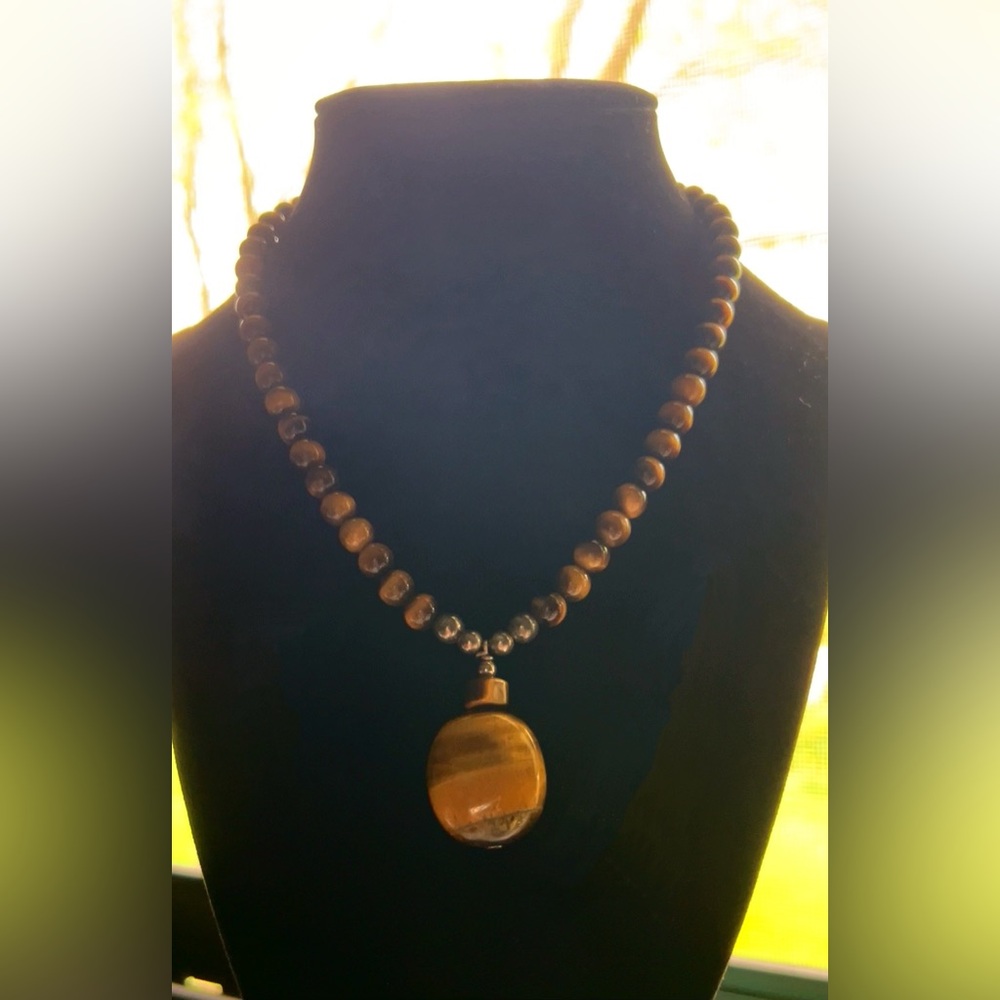 Beaded Tiger’s-Eye/Quartz Pendant Necklace - Picture 6 of 6